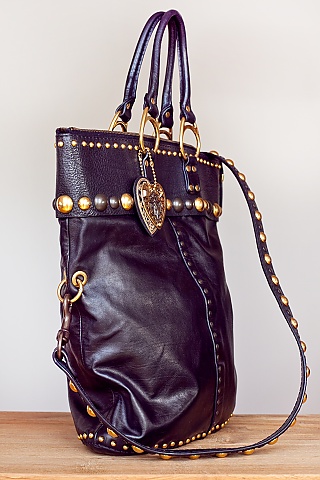 GUCCI Black Leather Rivet Detail Babouska kabelka